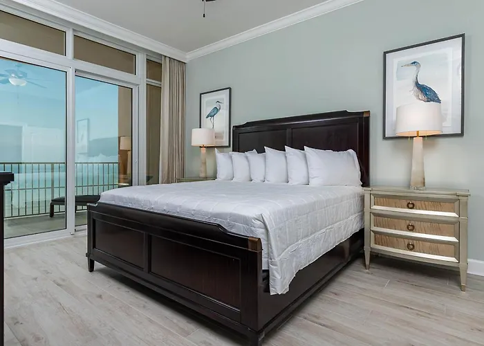 Phoenix Gulf Towers 904