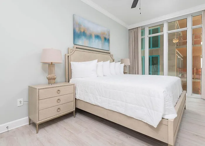 Phoenix Gulf Towers 904 Apartment *